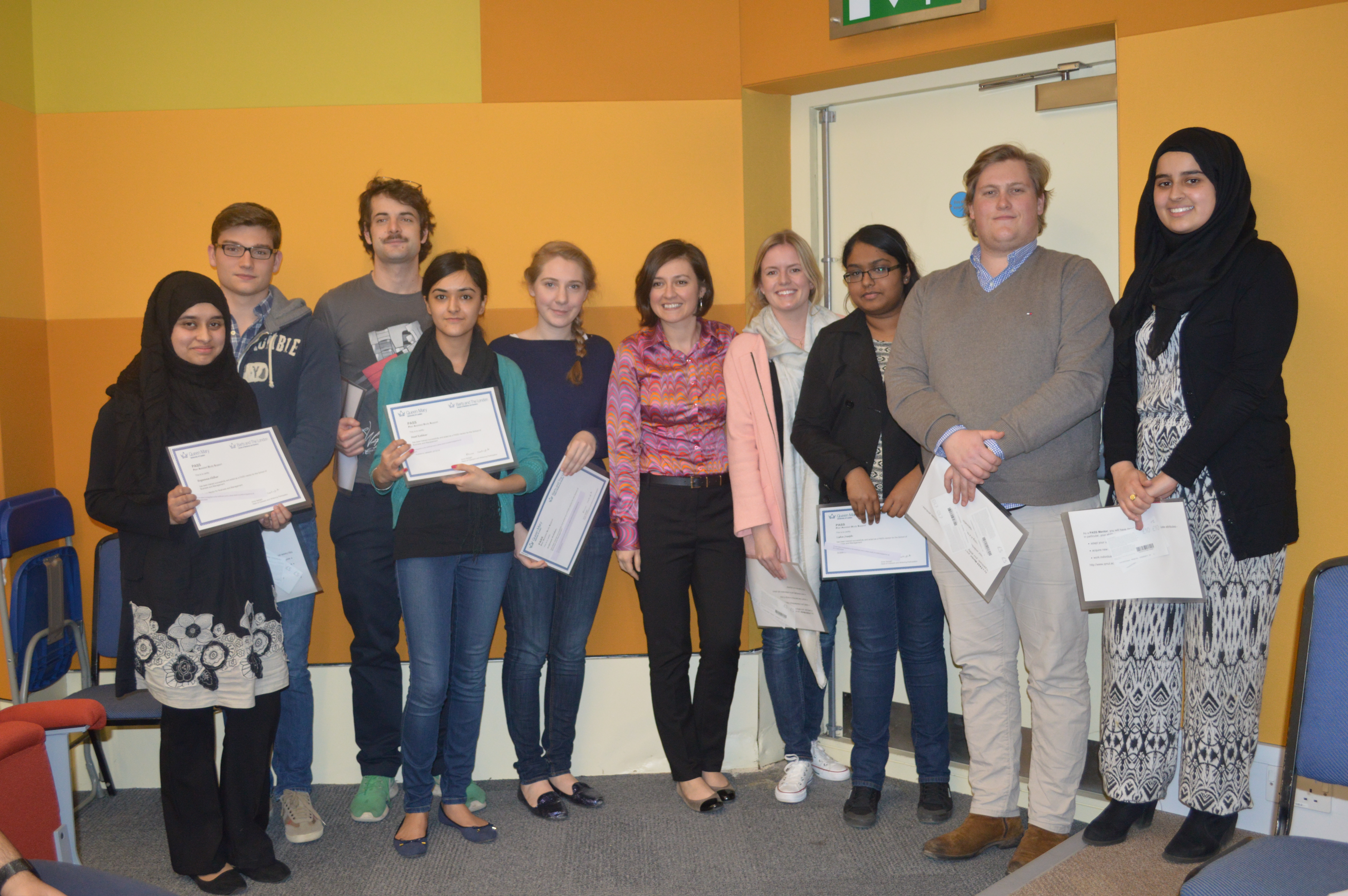 PASS Mentoring Award ceremony.  Left to right: Rezwana Akther (Senior Mentor), Quentin van Grenechen, Francesco Lanzoni, Meet Kakkar, Antonia Hobden, Dr Elena Doldor (Academic Coordinator, Josefine Carling, Lisha Joseph, Nicolay Beck (Mentor of the Year), and Basma Tahir (Student Organizer).