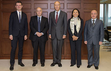 Professor Duncan Matthews (CCLS), Professor Spyros Maniatis (Director of CCLS), Francis Gurry (Director General of WIPO), Karen Lee Rata (Head of Academic Institutions and Executive Programme, WIPO Academy), Mohamed Abderraouf Bdioui (Senior Consellor, WIPO Academy)