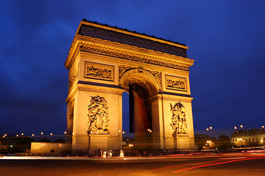 Arc de Triomphe at night