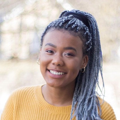 Headshot of alumna, Deanna Lyncook