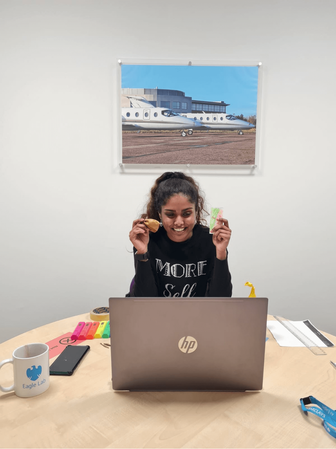 Alumna Dilani Selvanathan hosting a robotics demonstration via zoom.