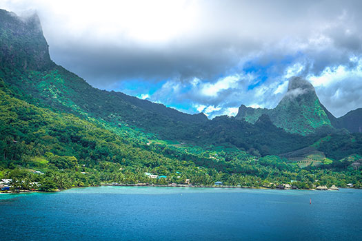 A bay with mountains in Mo'orea