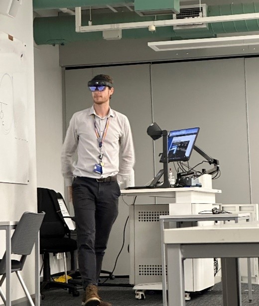 QMUL lecturer using HoloLens